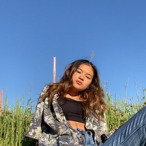 Meet your Posher, Sheldyn